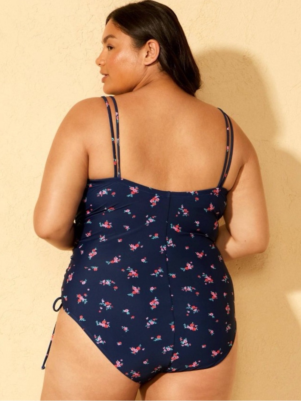 PLUS SIZE FLORAL SWIM - Picture 2 of 4